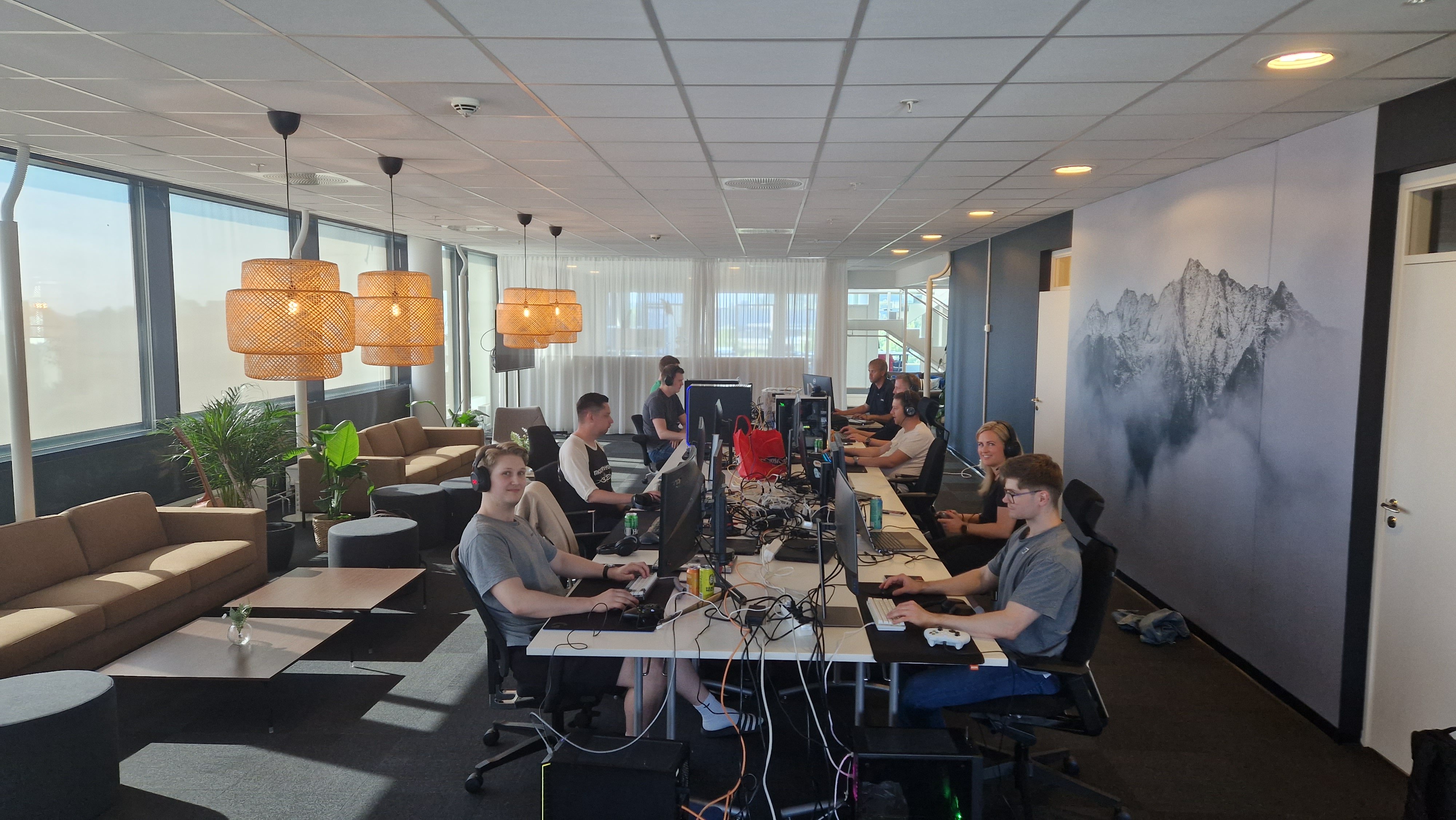 computer LAN group