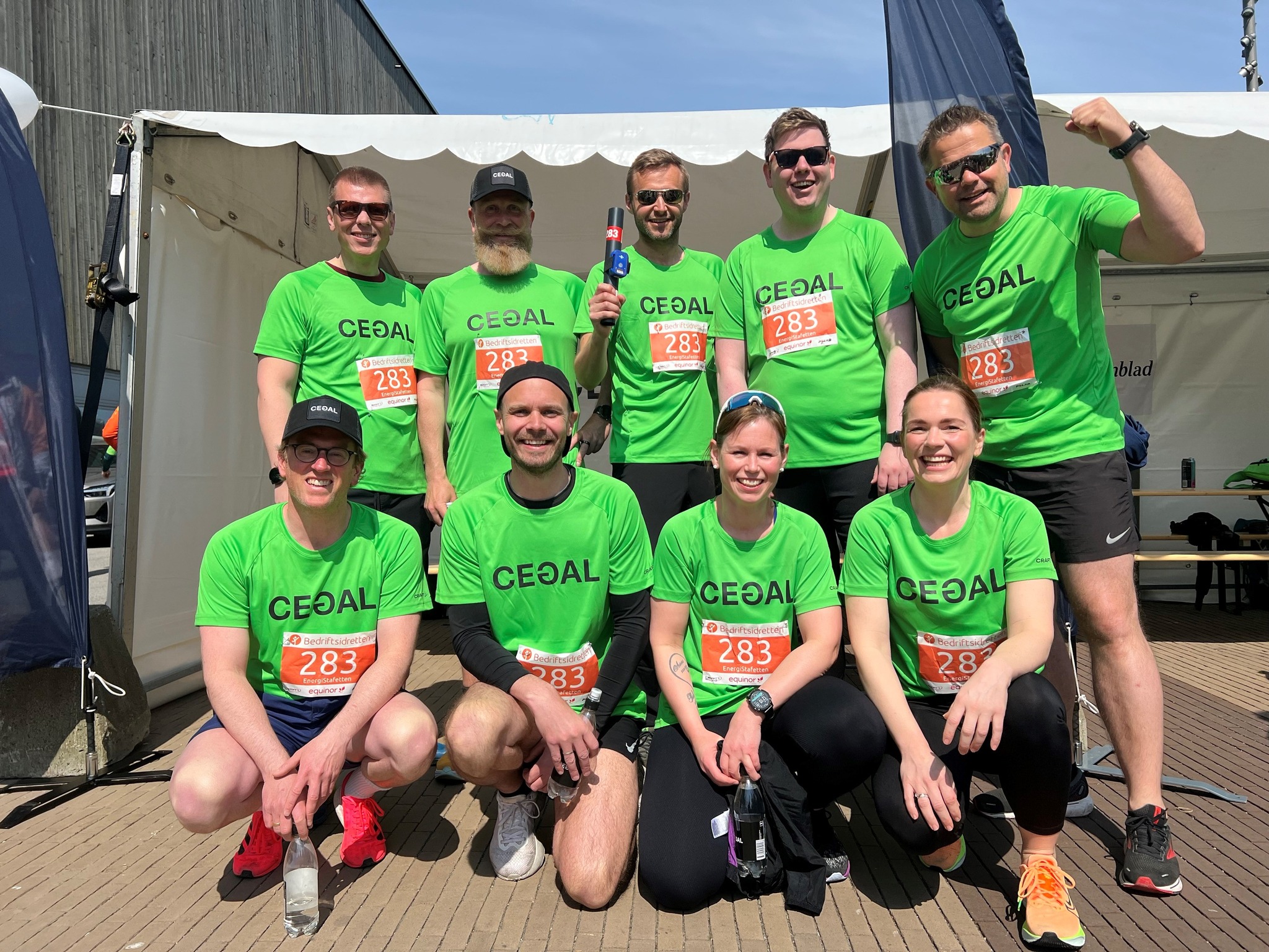 People getting ready to run